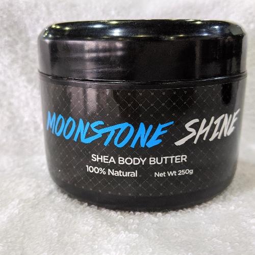 Livara Moonstone Shine