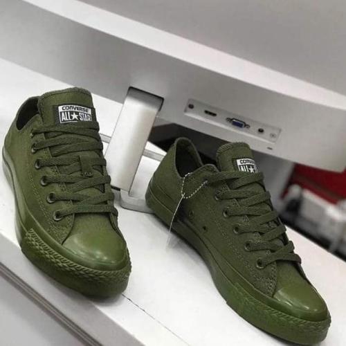 All Stars ☆ Army Green Size: 40/45