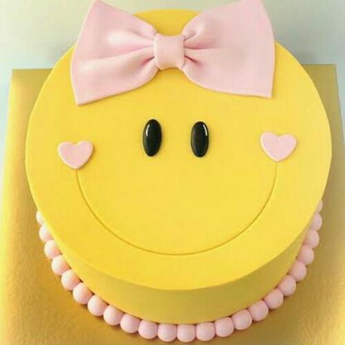 Loraz Emoji Cake- 3Kg