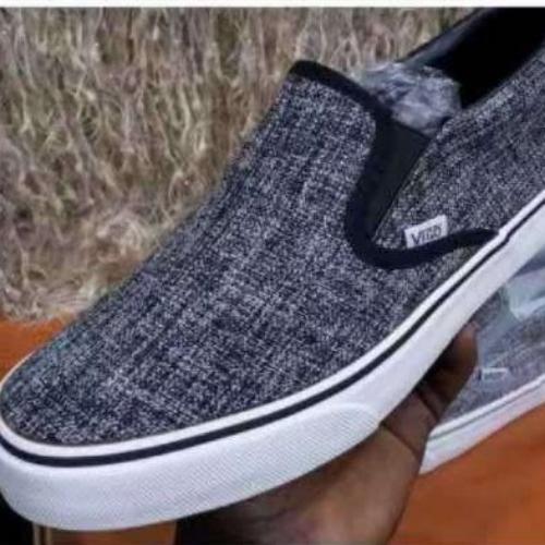 Men Slip On Casual Shoes