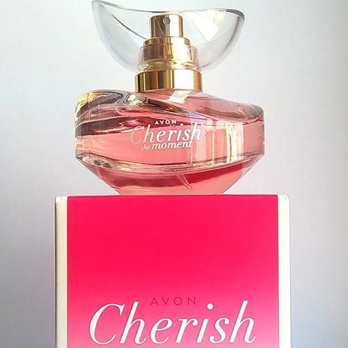 Avon cherish the moment Perfume for her