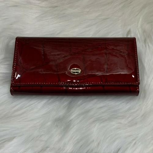 Maroon Wallet